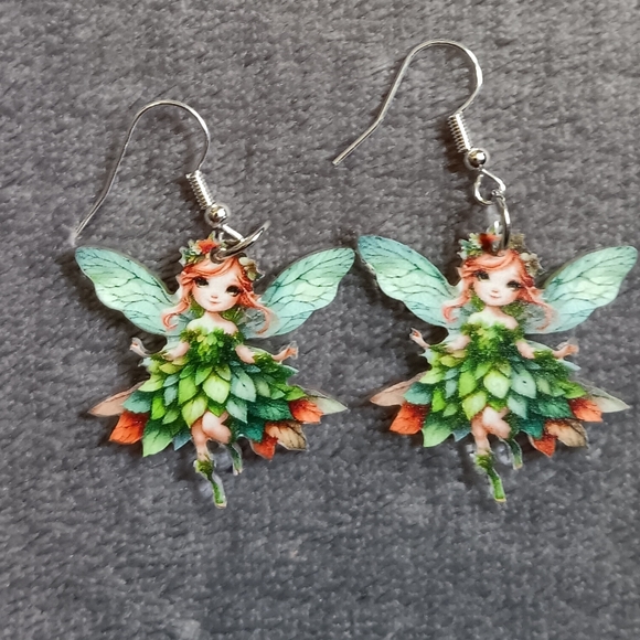 Green Fairy Acrylic Dangle Earrings, New, Forest Whimsy - Picture 1 of 3